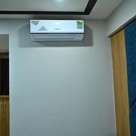 Hotel Sury Villa Ahmedabad Exterior photo
