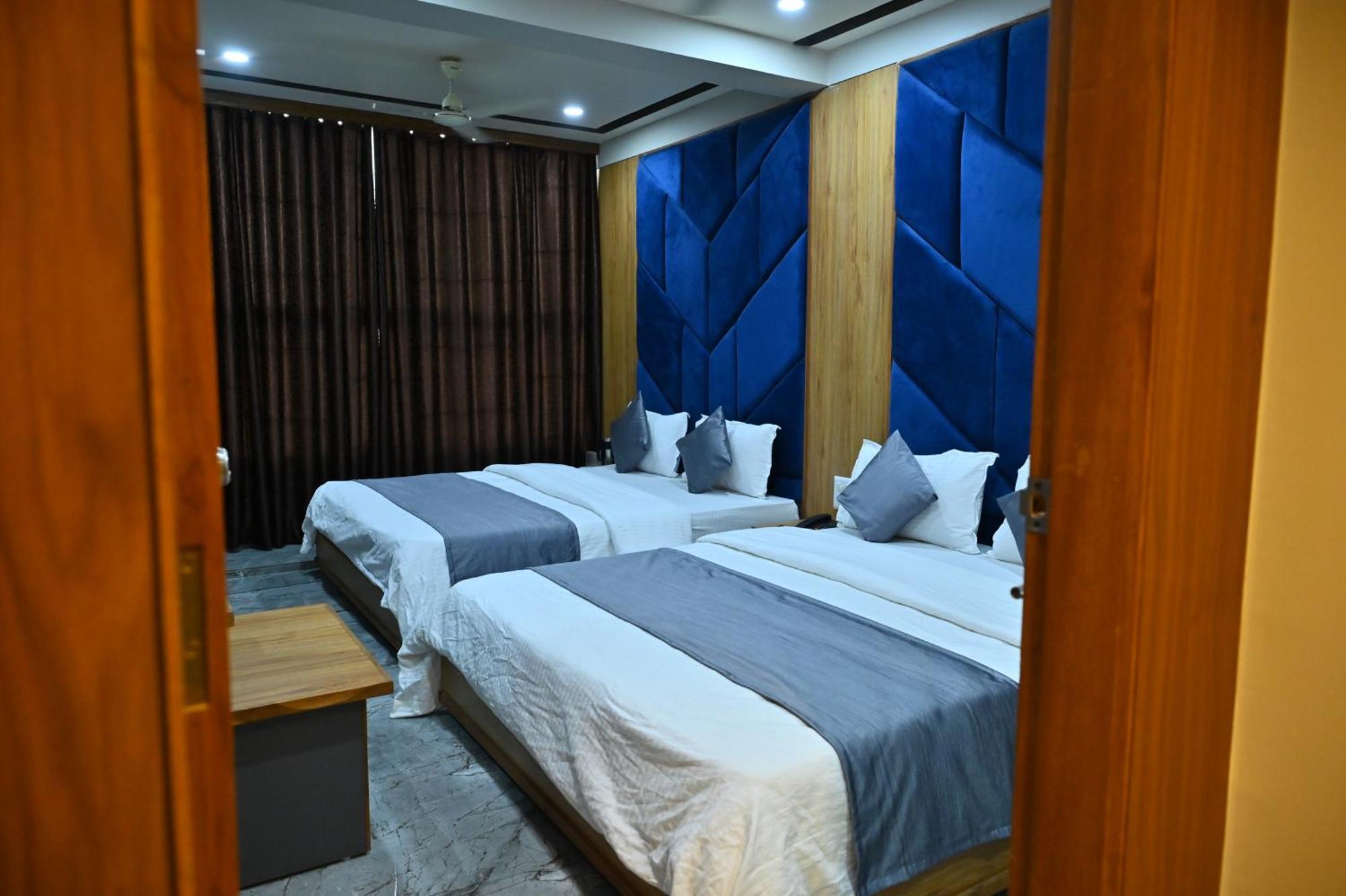 Hotel Sury Villa Ahmedabad Exterior photo