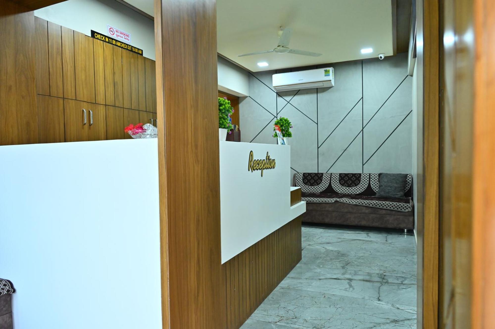 Hotel Sury Villa Ahmedabad Exterior photo