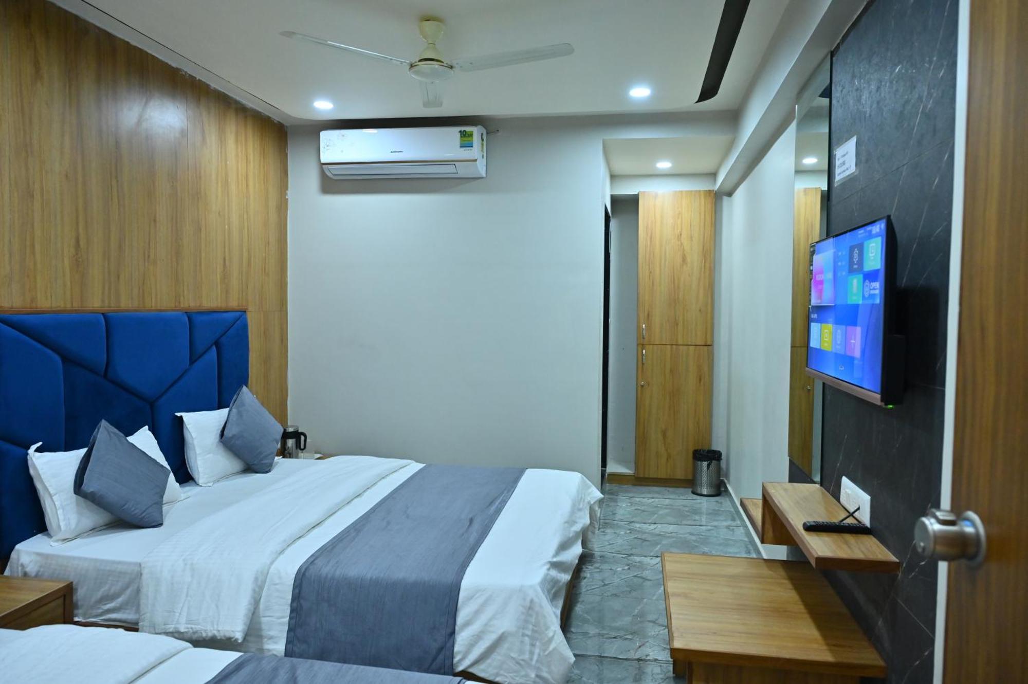 Hotel Sury Villa Ahmedabad Exterior photo